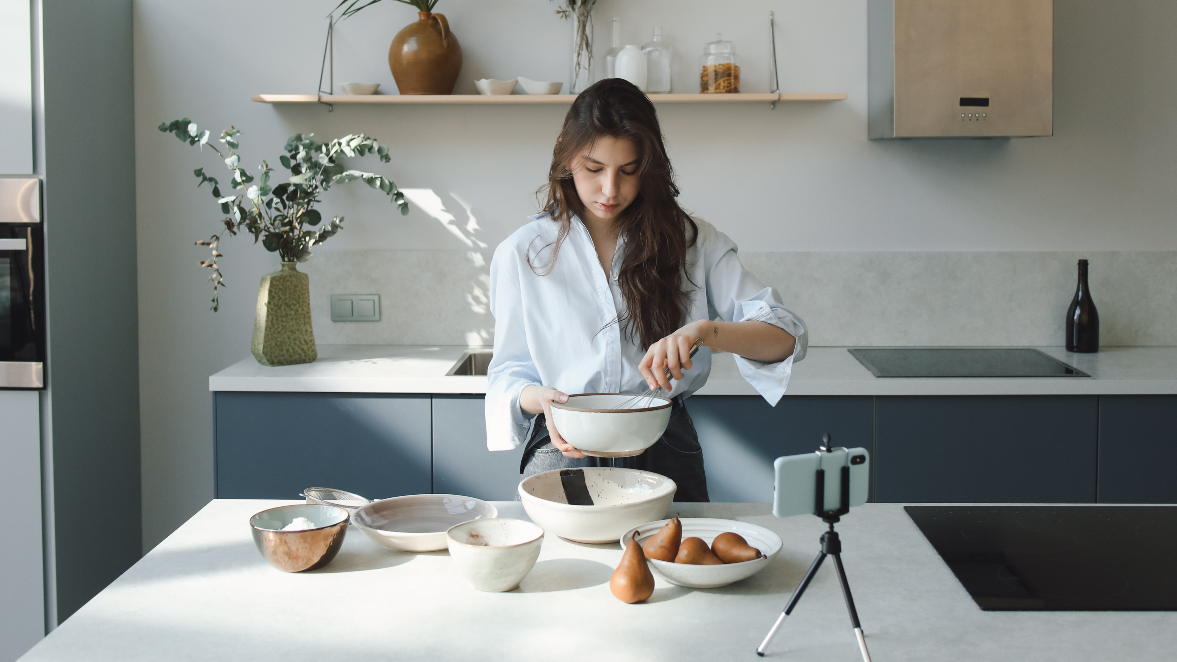 Maison Gabrielle's beautifully designed spice subscription box featuring rare, hand-picked seasonal spices and exclusive gourmet recipes.